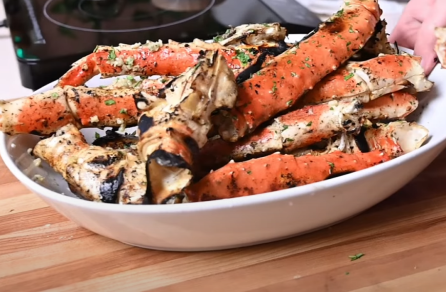 9 Best Crab Legs Recipes “to Discover Your Favorite”