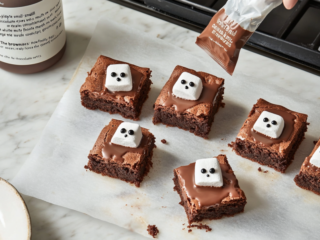 Halloween Ghost Brownies is ready to serve