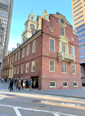 Bunker Hill Monument The Bunker Hill Monument in Charlestown, Boston, commemorating the first major battle of the American Revolutionary War. This granite obelisk stands as a symbol of patriotism and Boston’s revolutionary history.
