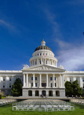 California-State-Capitol-Museum-Tour This image shows visitors exploring the California State Capitol Museum, with the historic building’s legislative chambers and exhibits visible. The museum provides an educational experience about California’s government and political history.